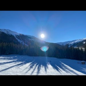 Meet your Posher, Dania